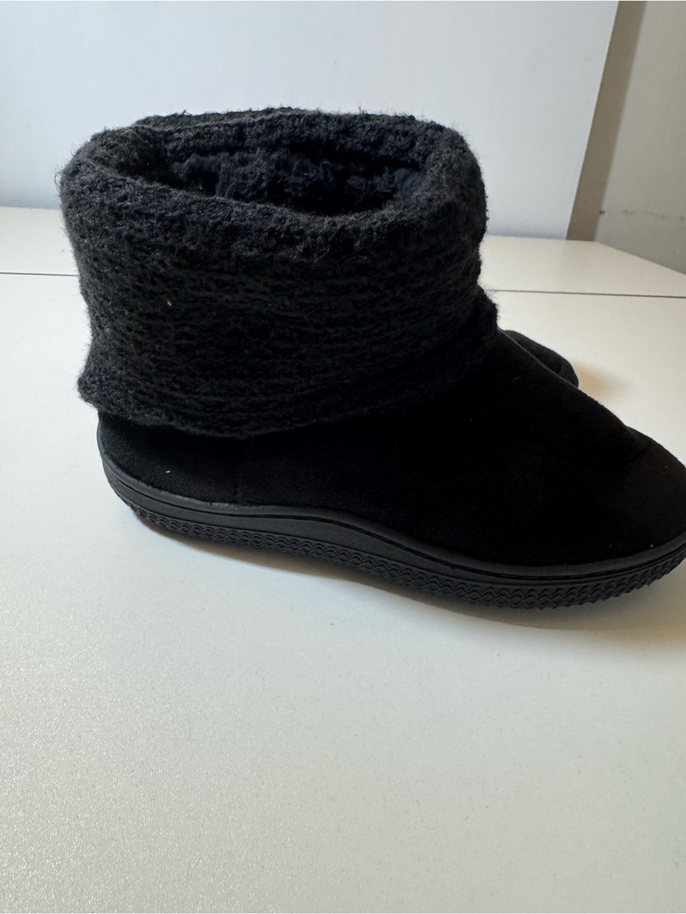 Girl’s Black Cozy Knit Cuff Ankle Boot